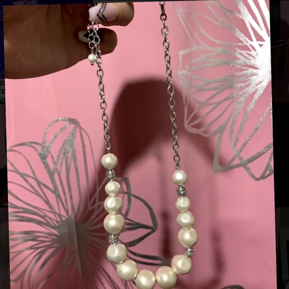 Gorgeous lia Sophia pearl statement necklace - Picture 1 of 1